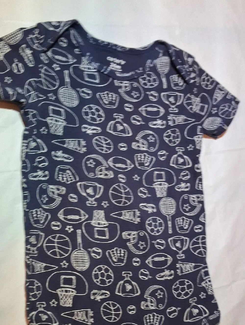 🏀 Carter's Baby Boys Allover Sports Print Bodysuits 24M (Set Of 2) 🏈